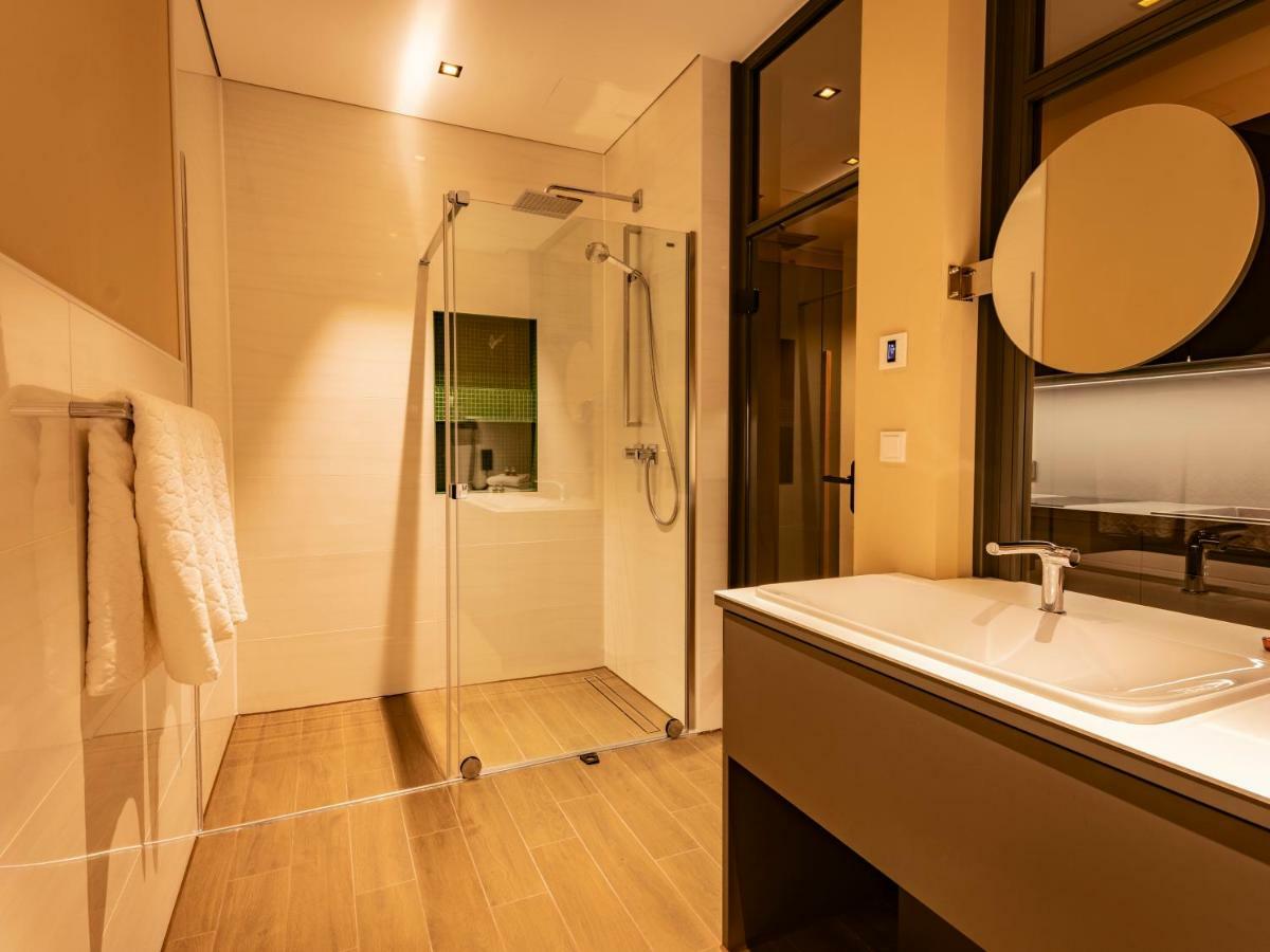 Ohana Suite By Zzn Im Zahnzentrum Nord Emden Exterior photo
